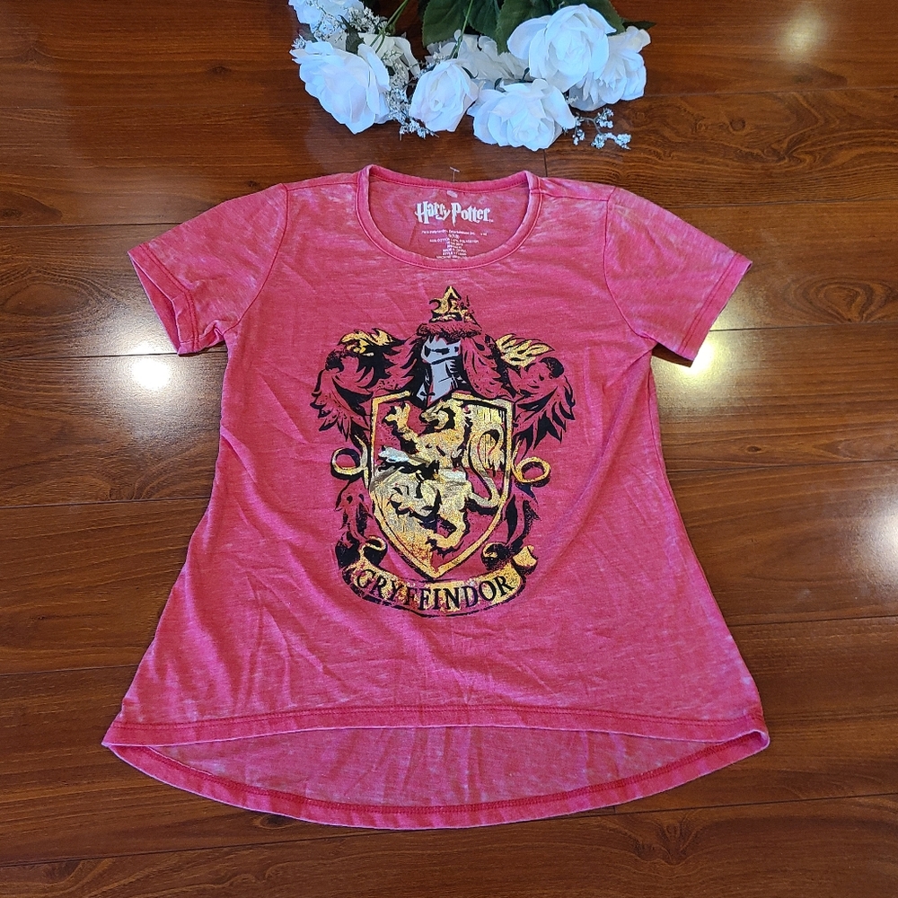 Harry Potter Gryfindor Pink Tshirt Small 7/8
